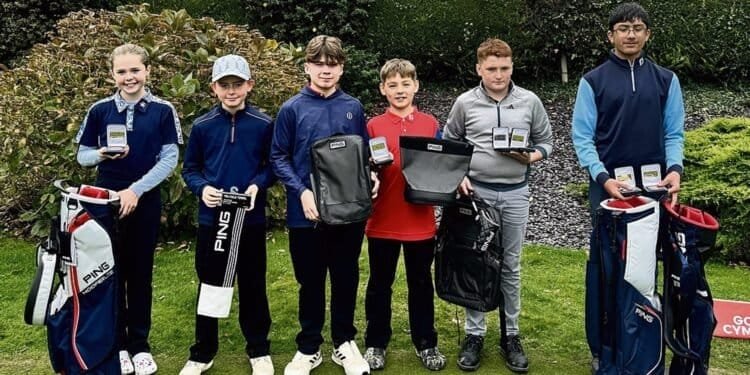 George and Harry Smith Shine at PING Welsh Junior Tour George and Harry Smith Shine at PING Welsh Junior Tour