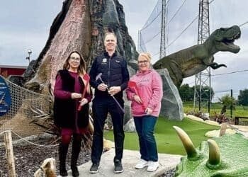 Dino Falls Adventure Golf Partners with Mini Minds Matter