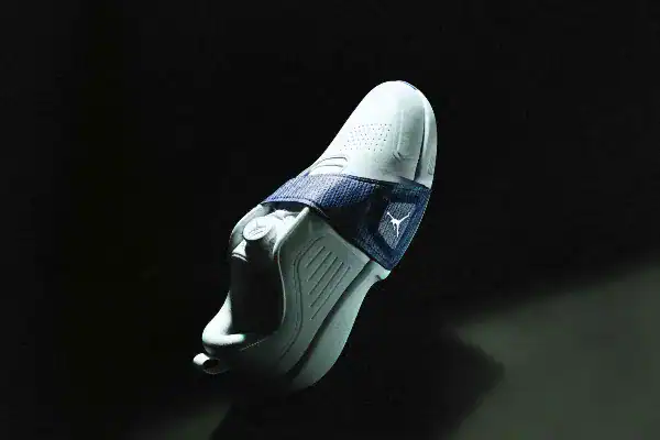 Jordan Brand Air Rev golf shoe