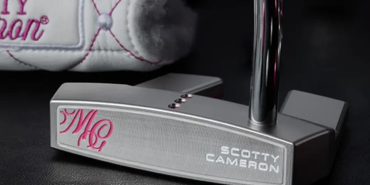 Stylish putter with pink accents.